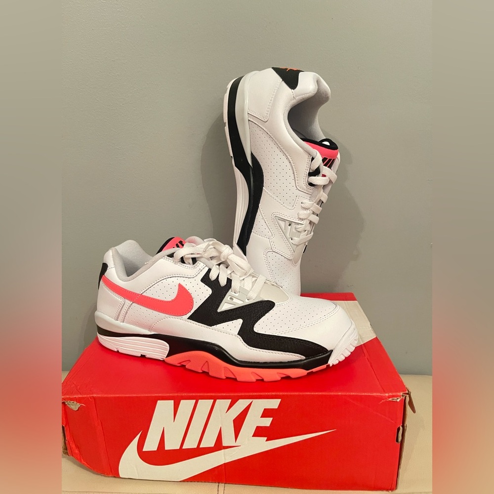 New Size 11 Mens Nike Air Cross Trainer 3 Sneakers Low Hot Lava W/Box Sz 12.5